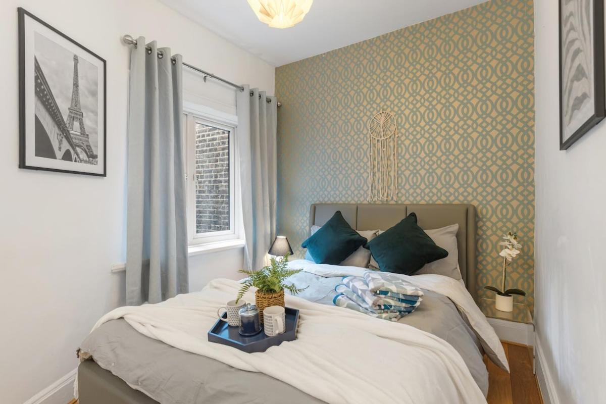 Tourist Location 4ppl - Covent Garden * London