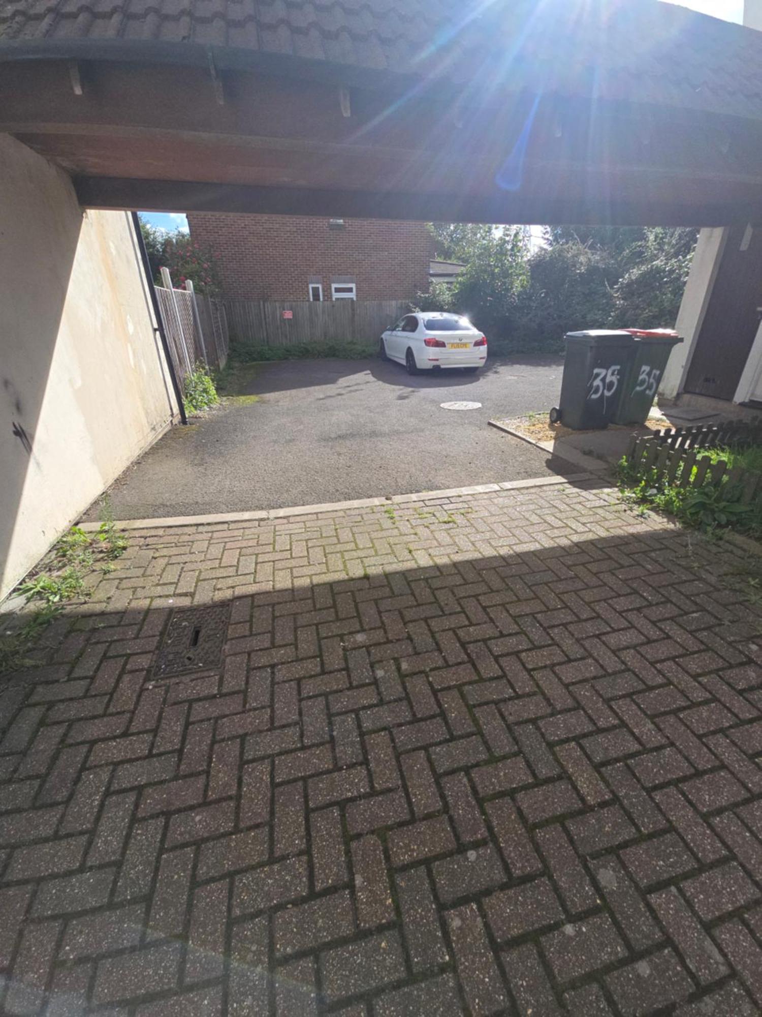 Emerald Excel Airport O2 Apartment London