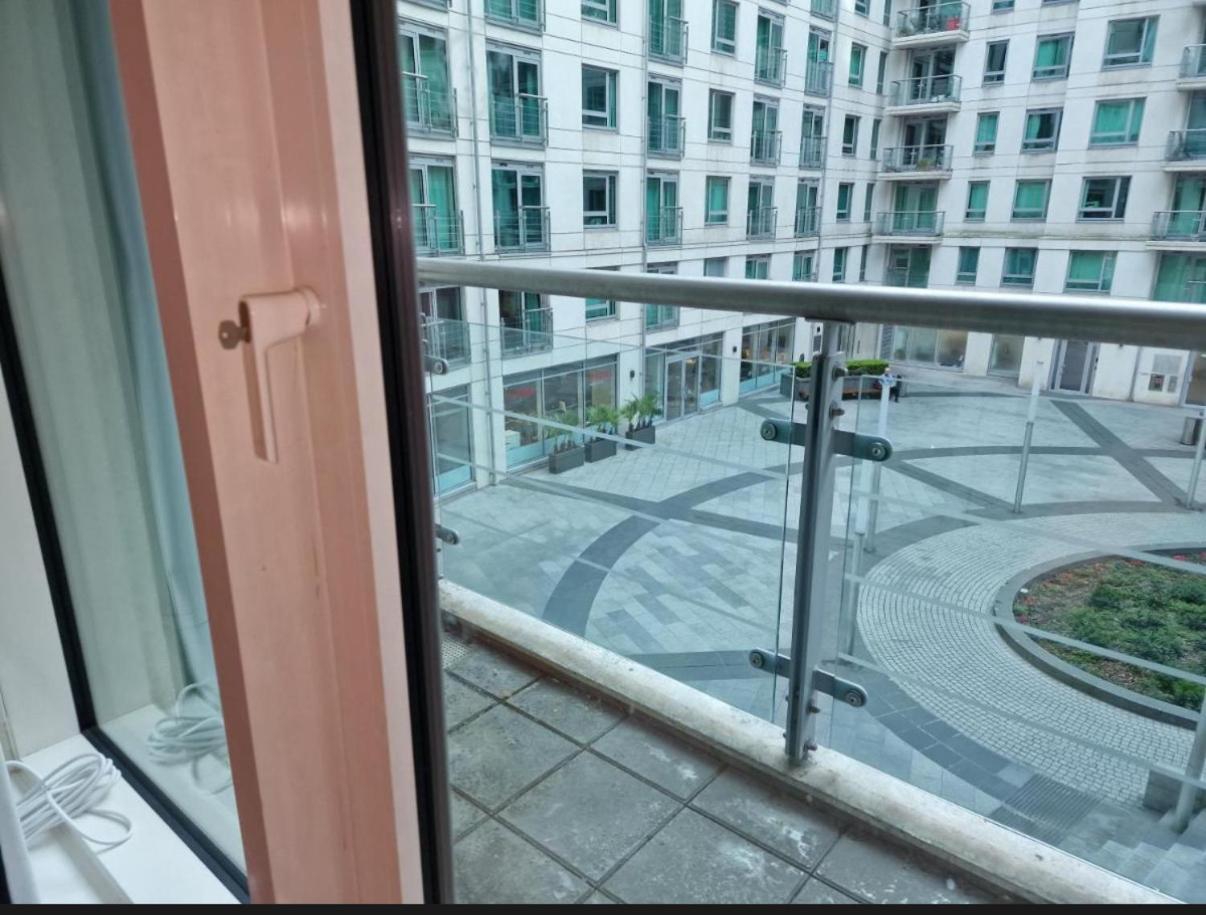 Apartment Flat In For 4 London