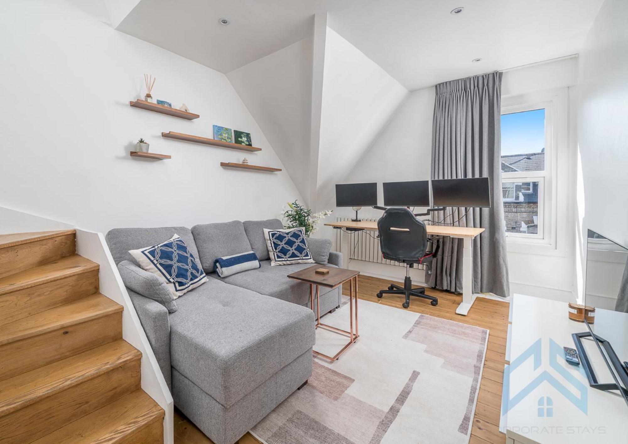Boutique 2br With Roof Terrace Near Tube - West Kensington London
