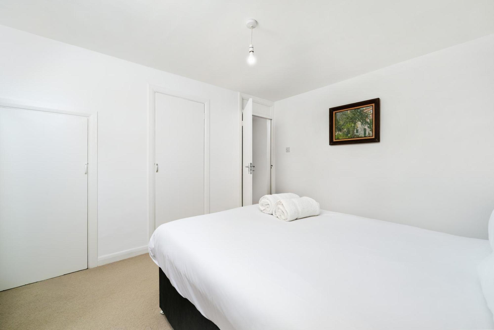 Paddington, Modern 2 Bedroom * London