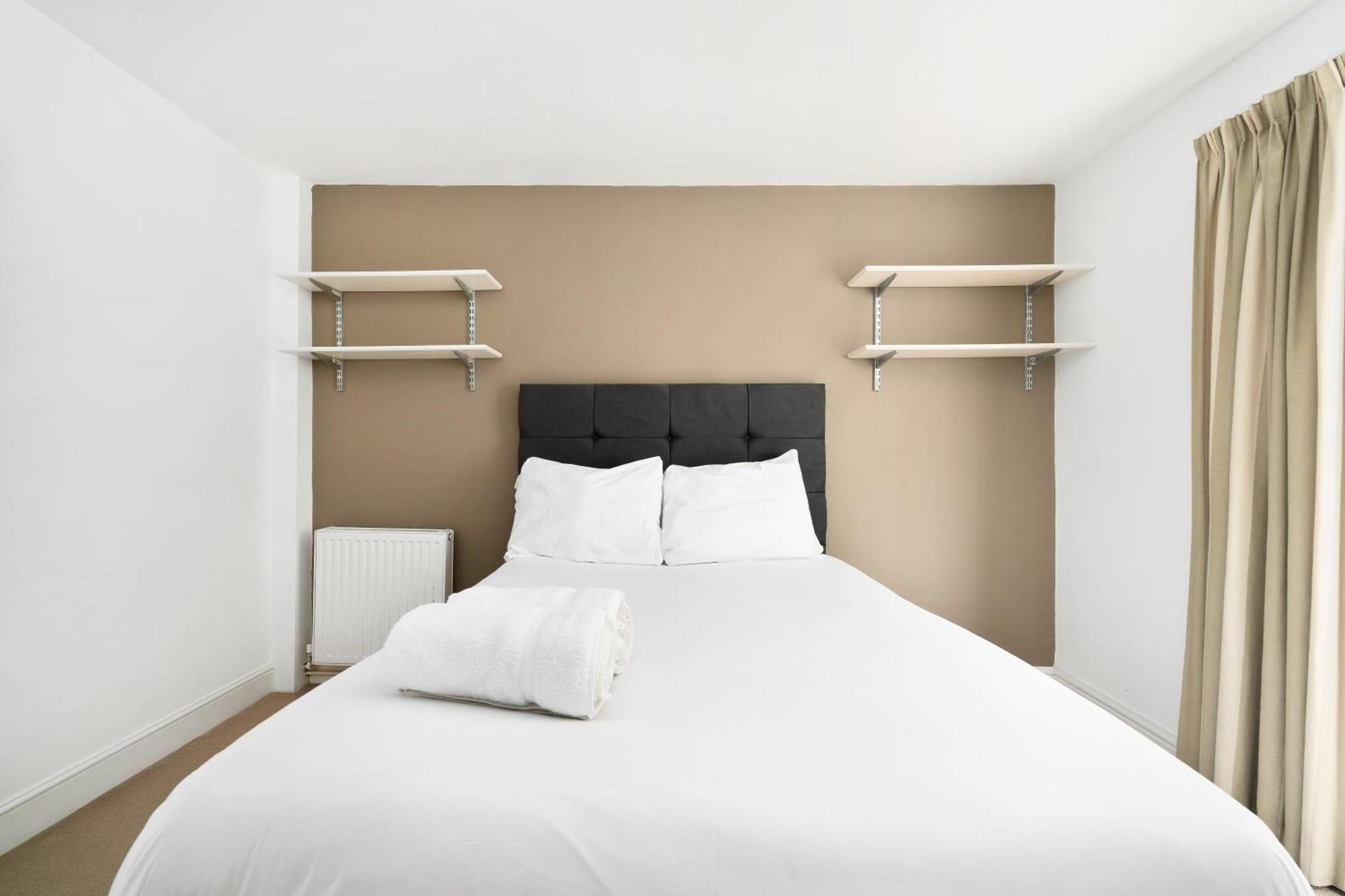 Paddington, Modern 2 Bedroom Apartment