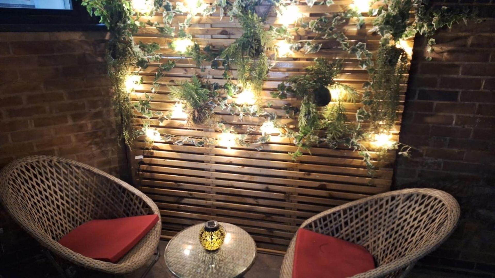 Apartment Serene Garden Flat - Steps From Tower Bridge London