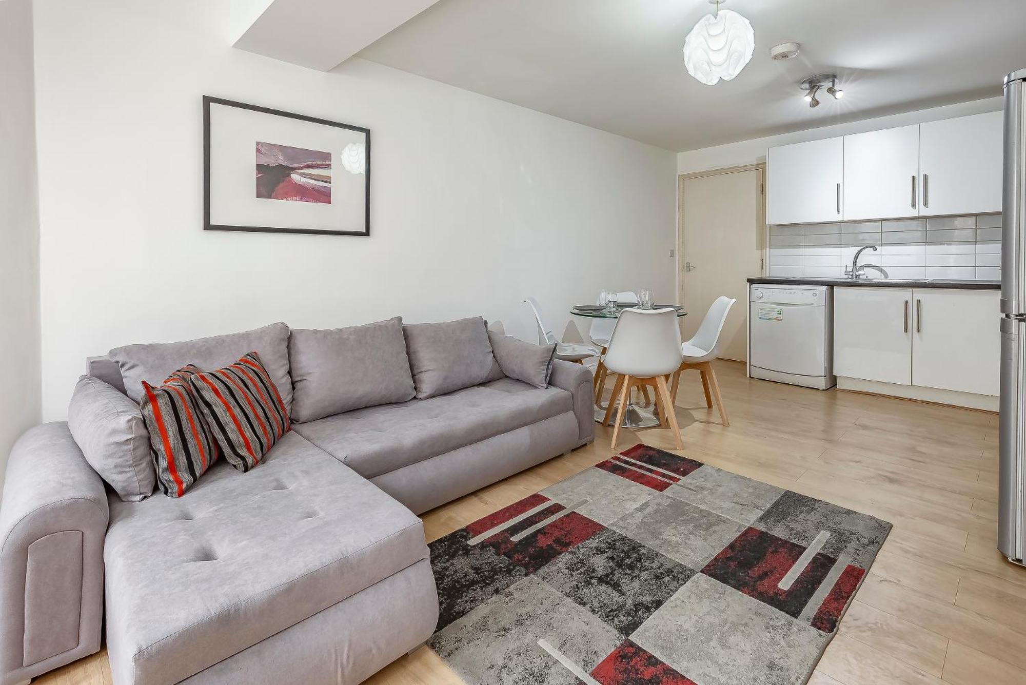 Apartment Lovelly 1 Bedroom In Gloucester Road *