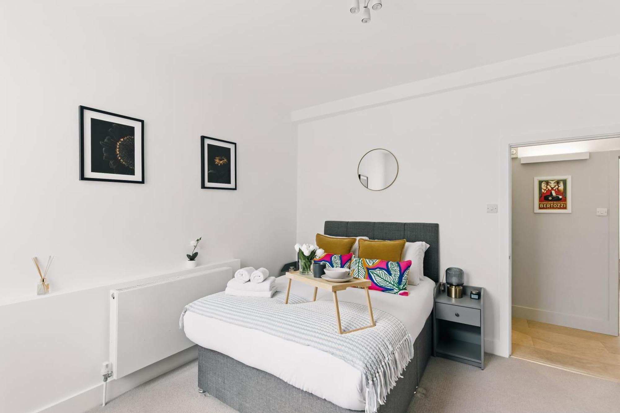 Modern 1-bedroom Retreat In Trendy Clerkenwell Apartment London