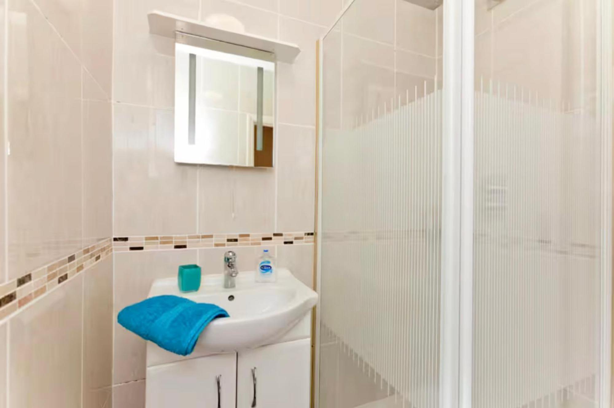 Apartment Superb In Willesden Green, 10mins To *
