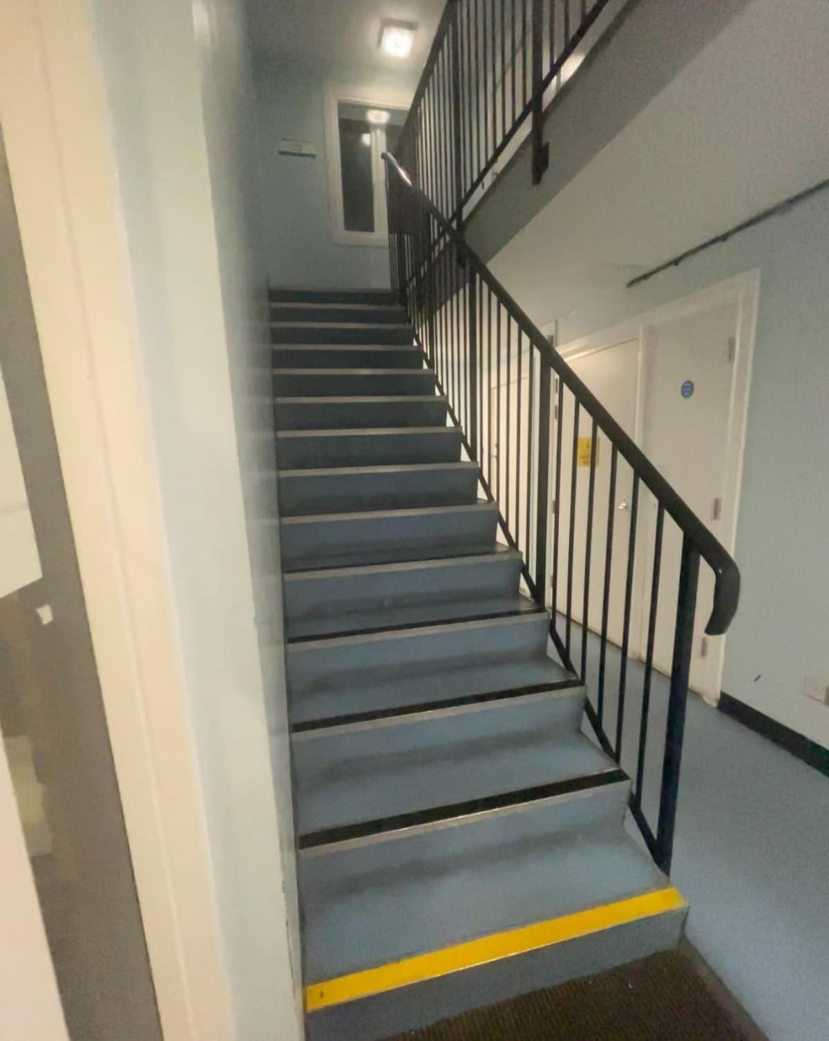 Apartment Luxurious & Spacious 3-br Free Parking Balcony