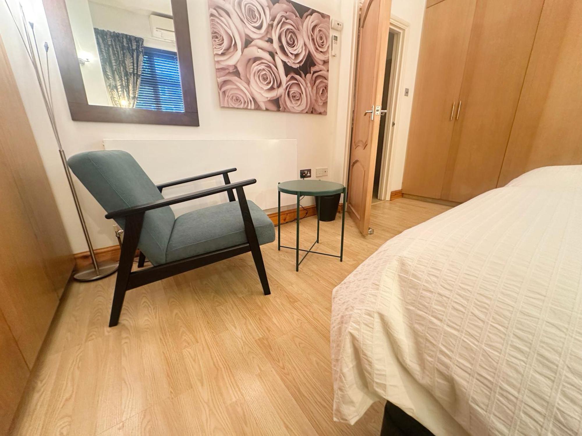 Superb In Willesden Green, 10mins To *
