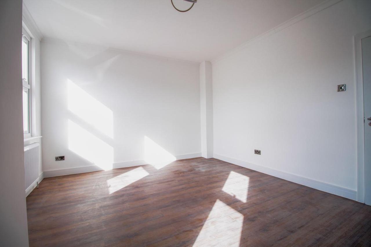 Luxury Brand New Apartment *