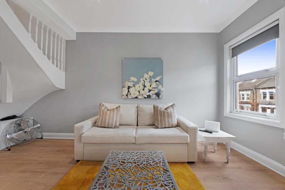 New Loft Style 2 Bed Maida Vale Sleeps 6 People Apartment