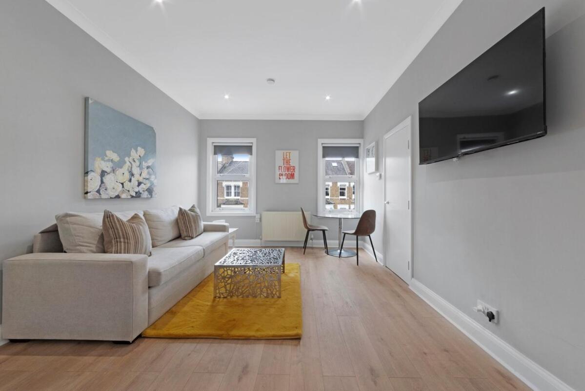 New Loft Style 2 Bed Maida Vale Sleeps 6 People Apartment *