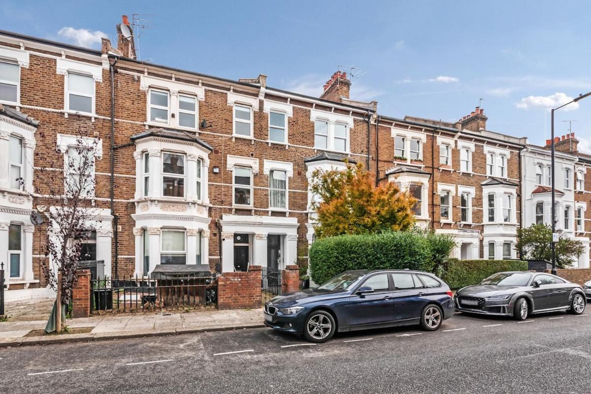 New Loft Style 2 Bed Maida Vale Sleeps 6 People * London