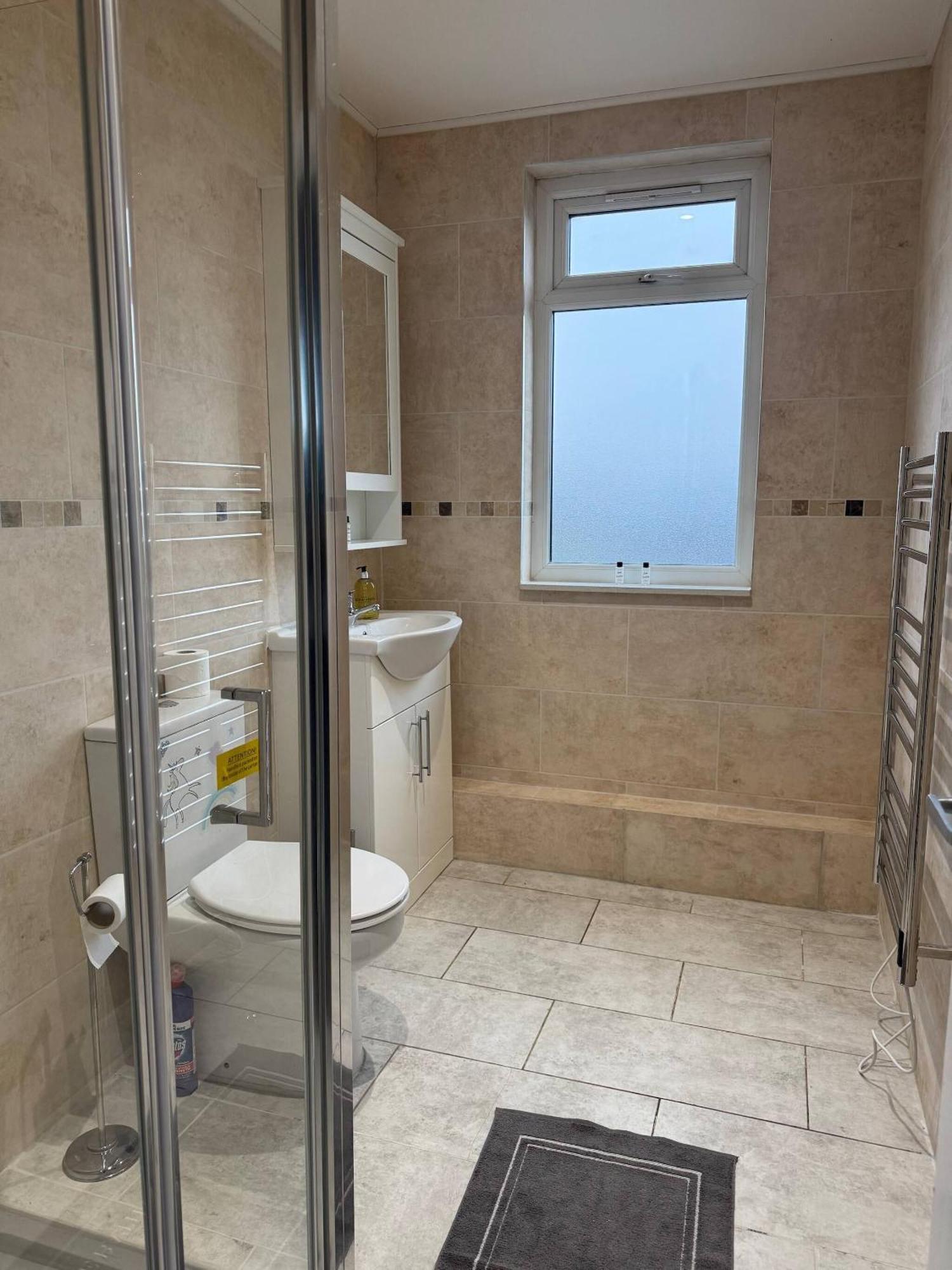 1 Bed Beautiful Flat Great Location * London