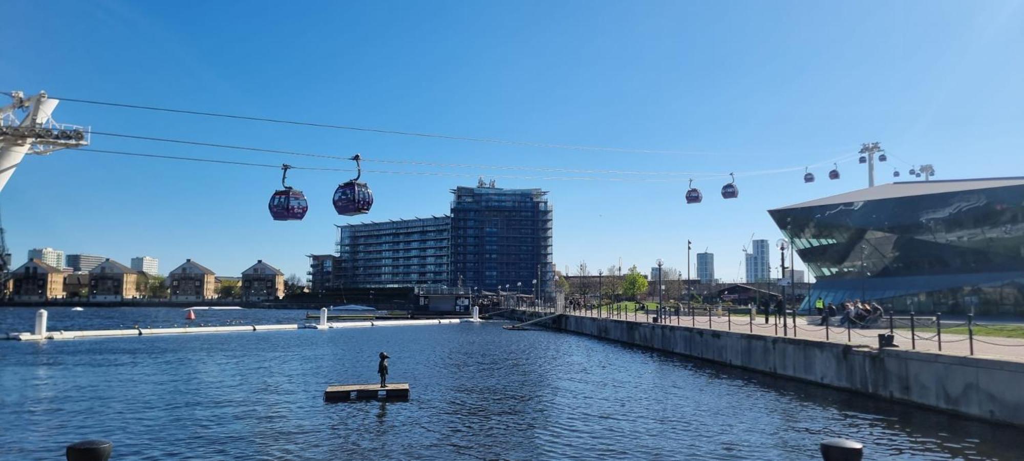 Luxurious Docklands Loft - Steps Away From Excel & Dlr - Free Parking Londen