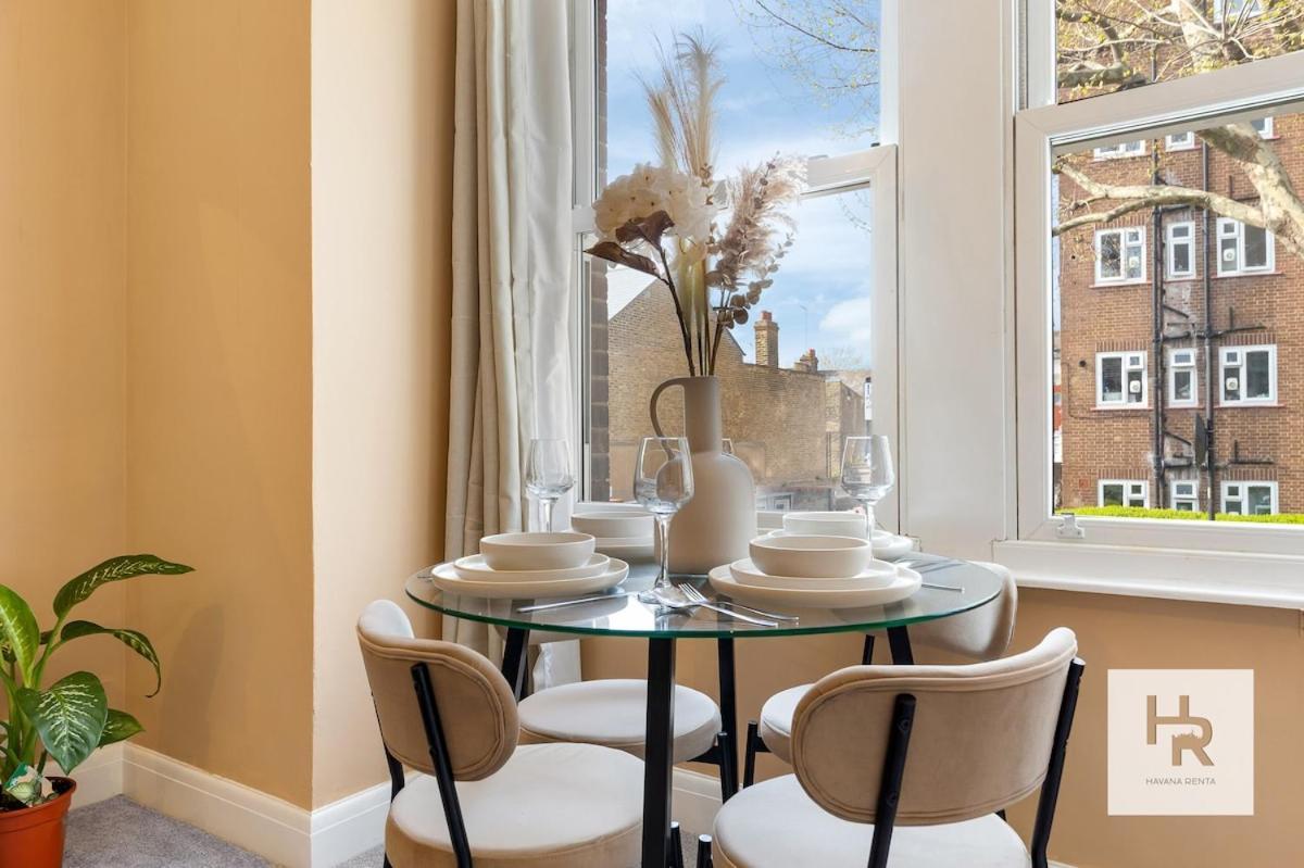 Apartment Prime Location - Stylish Retreat - Wifi & Netflix