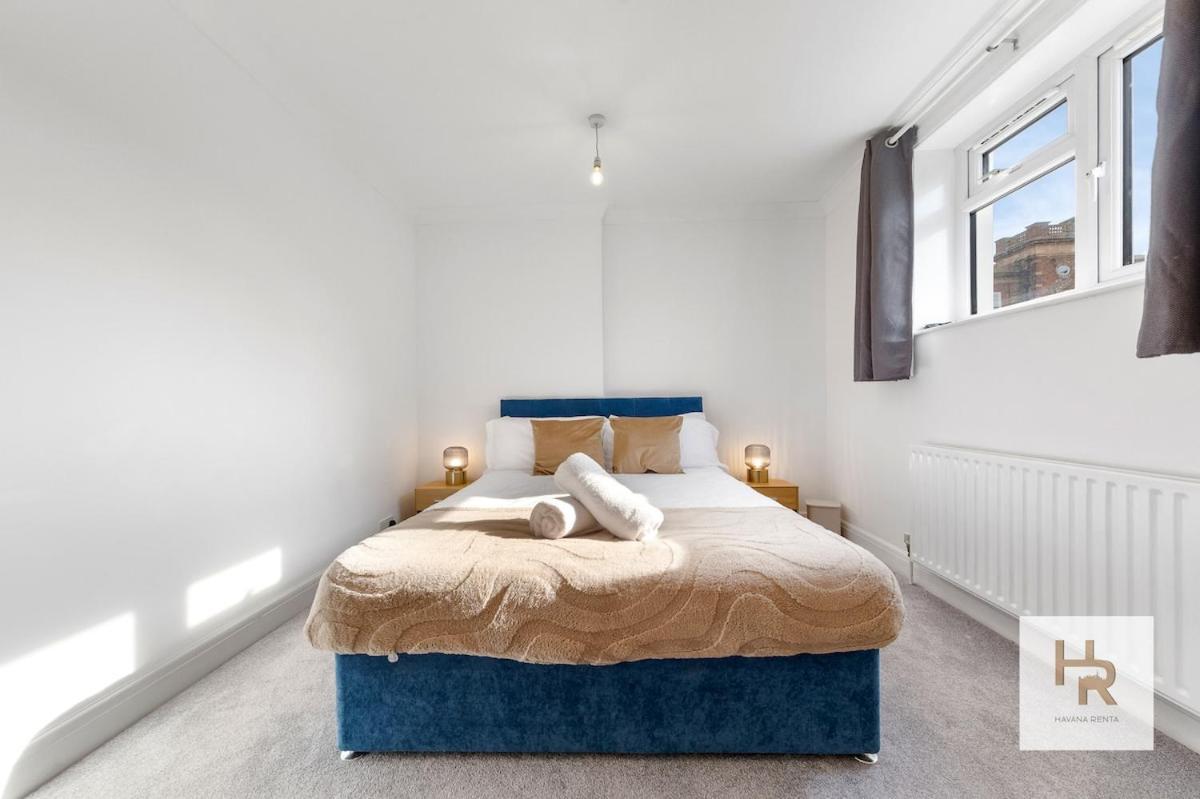 Prime Location - Stylish Retreat - Wifi & Netflix Apartment London