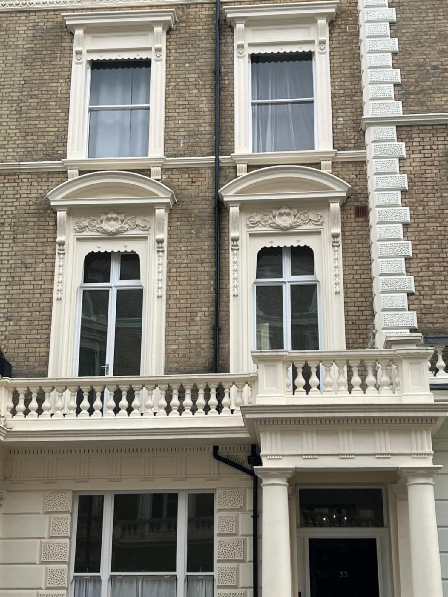 Apartment Newly Refurbished- Awesome Very Central Flat In Famous Notting Hill With A Balcony *