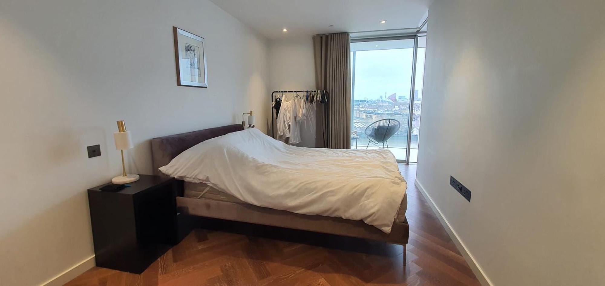 River Facing Luxury Flat Apartment *