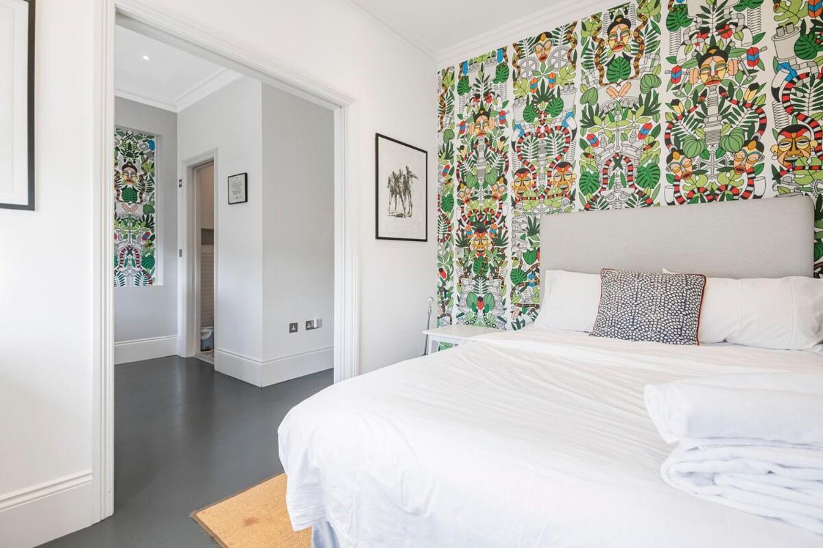The Grand Camden Garden 4br