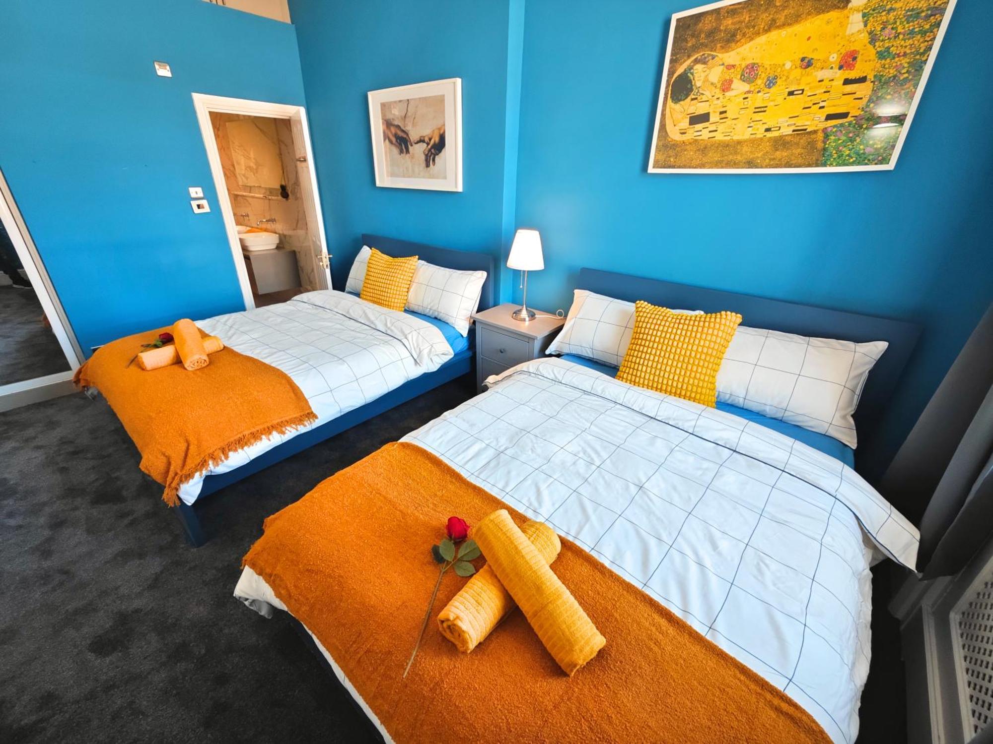 Luxury 4-bedroom In Oxford Street