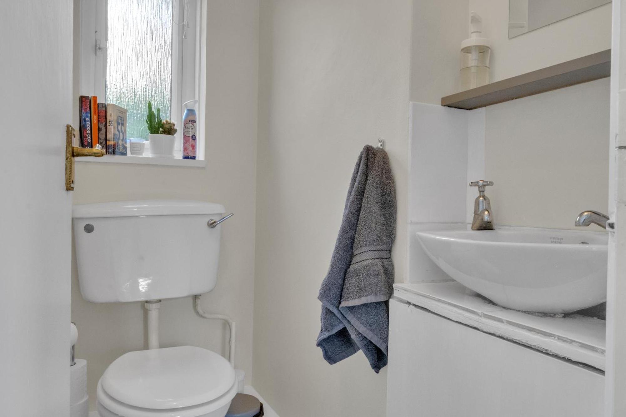 Cosy 5-bedroom Flat With Terrace In Wimbledon London