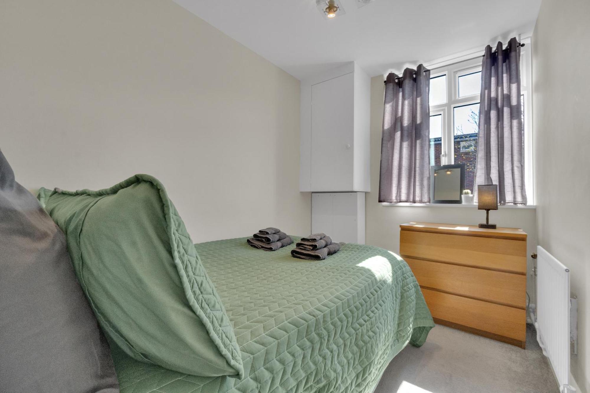 Apartment Cosy 5-bedroom Flat With Terrace In Wimbledon *