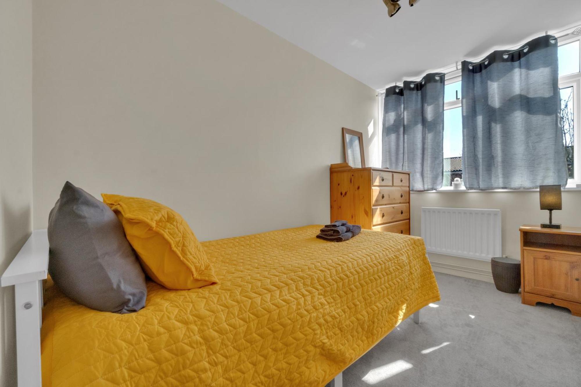 Cosy 5-bedroom Flat With Terrace In Wimbledon Apartment *