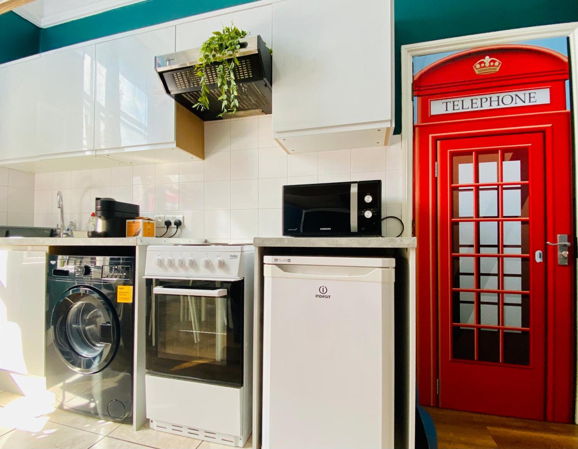 8 - Hyde Park Apartment London