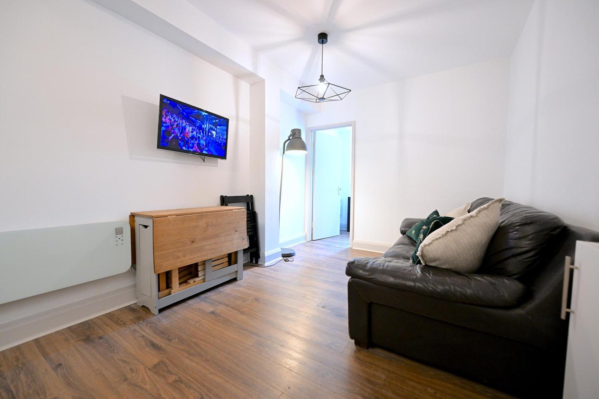 Fully Refurbed 2025 1 Minute To Old Street Station * Londen