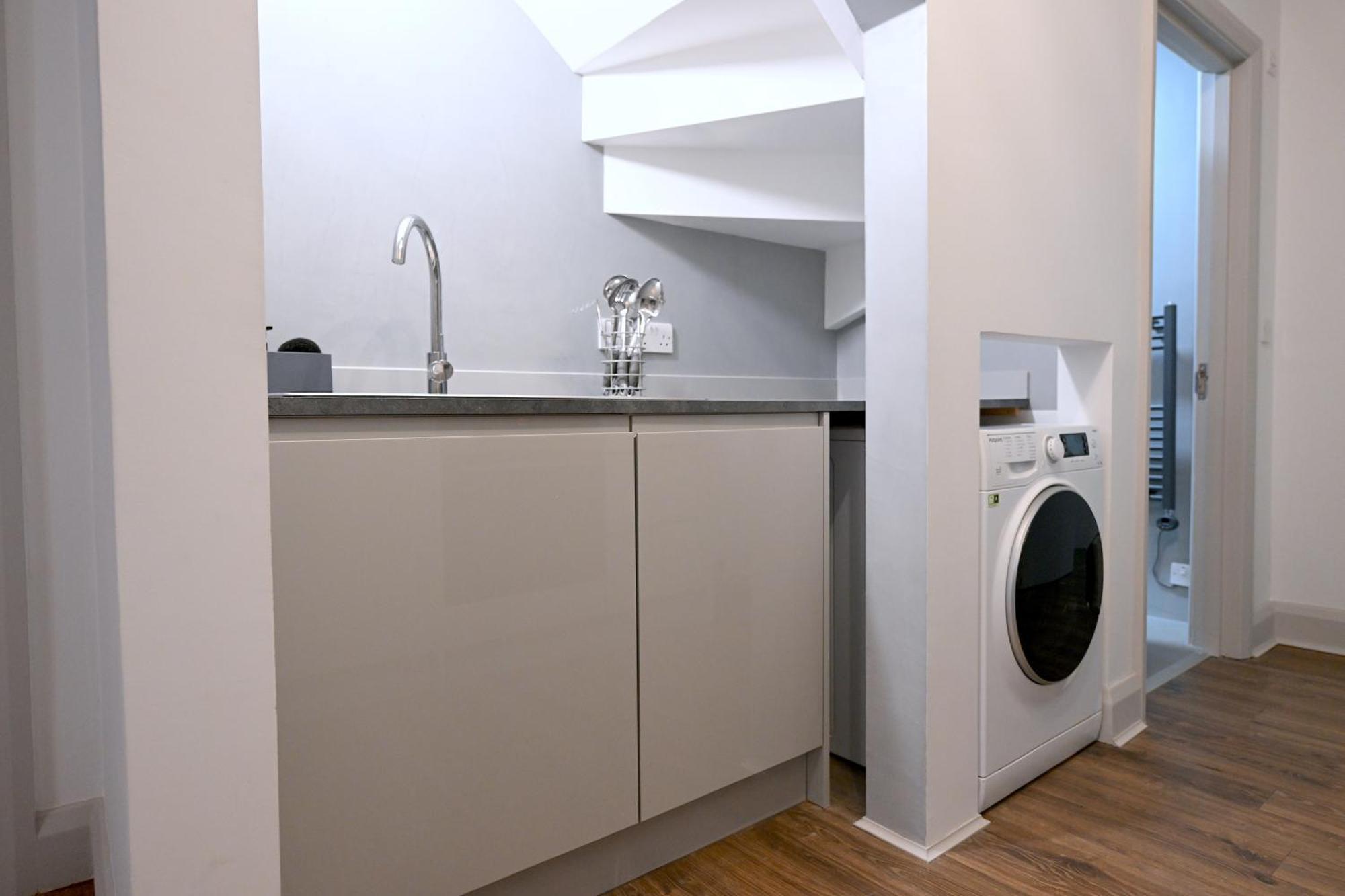 Fully Refurbed 2025 1 Minute To Old Street Station Londen