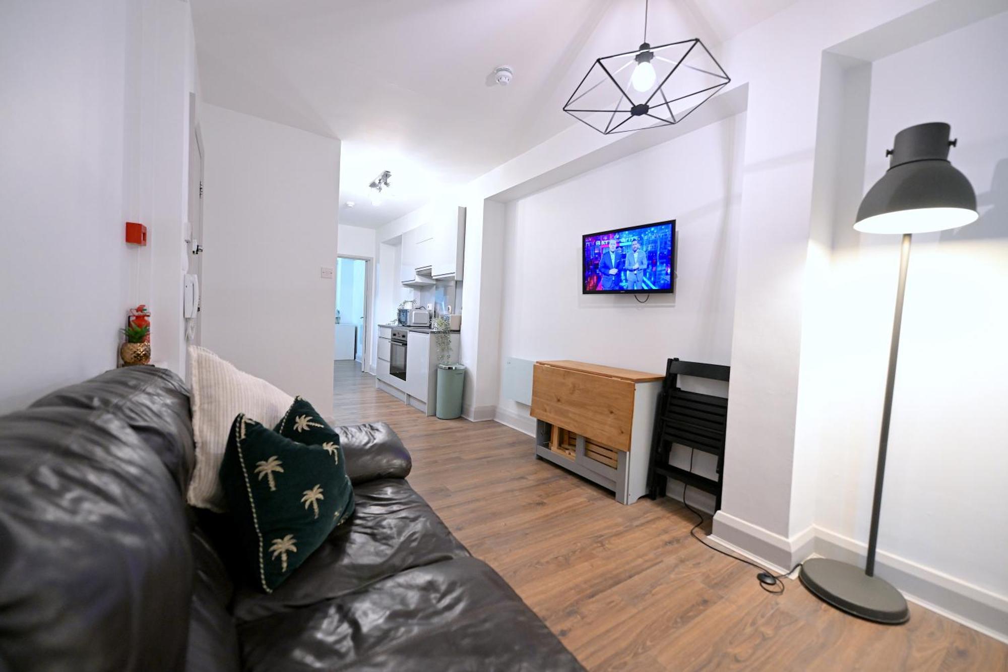 Fully Refurbed 2025 1 Minute To Old Street Station * Londen