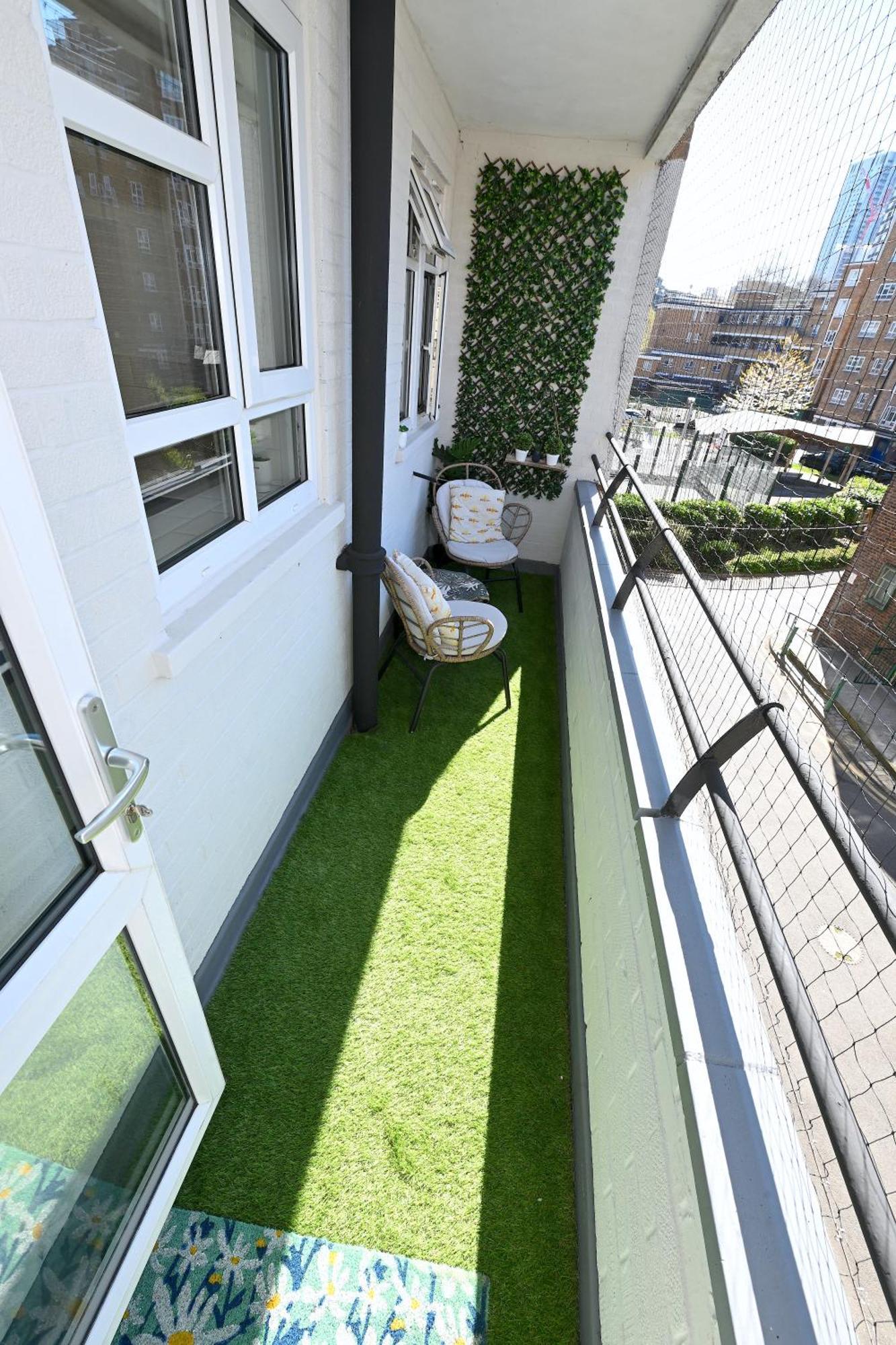 Central City 3 Minutes To Tower Of London Trendy Shoreditch Recently Refurbished 3 Bedrooms Sleeps 8