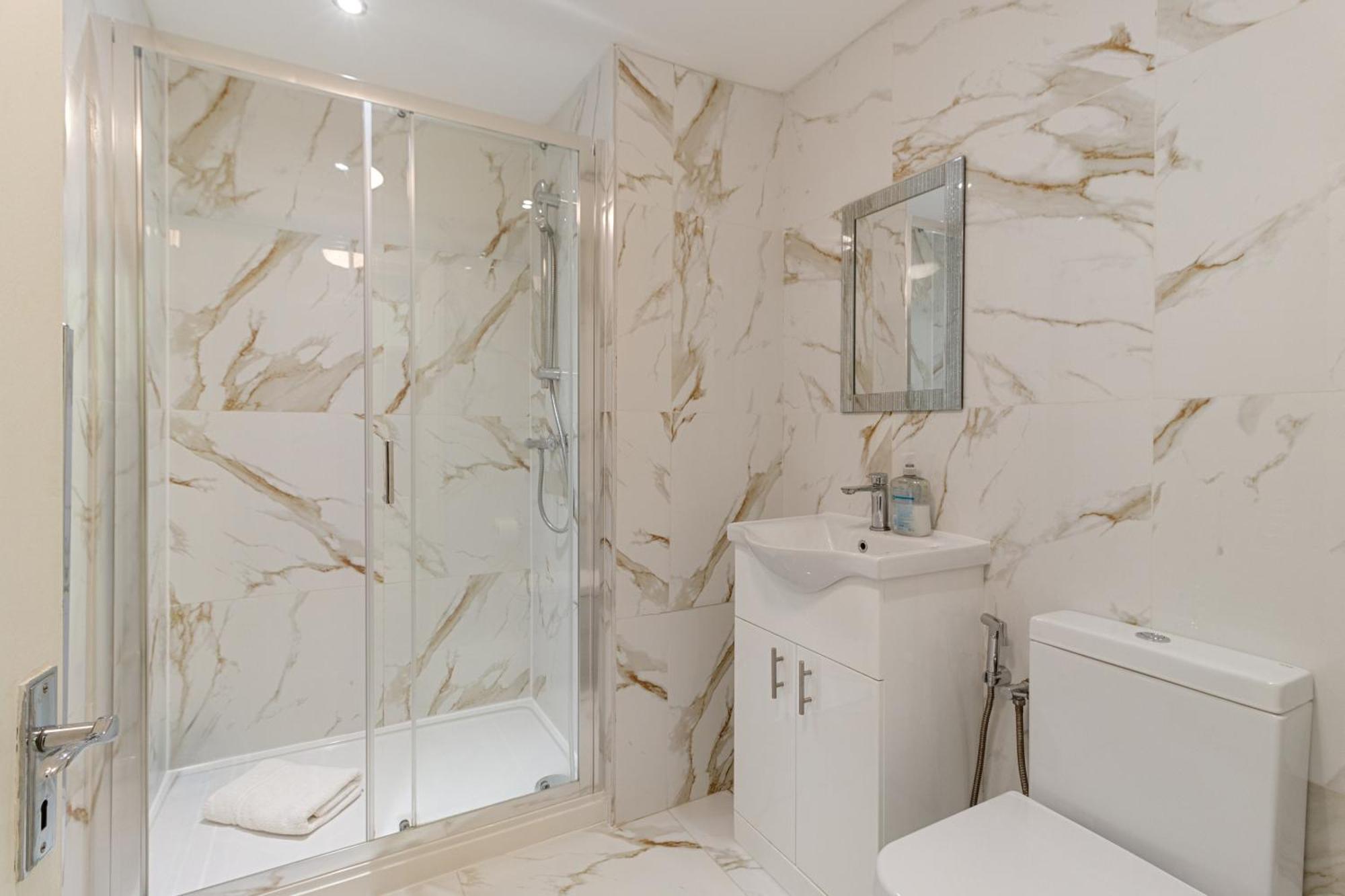 Oxford Street Chic Retreat - Unparalleled Elegance And Urban Comfort! Gc1 * London
