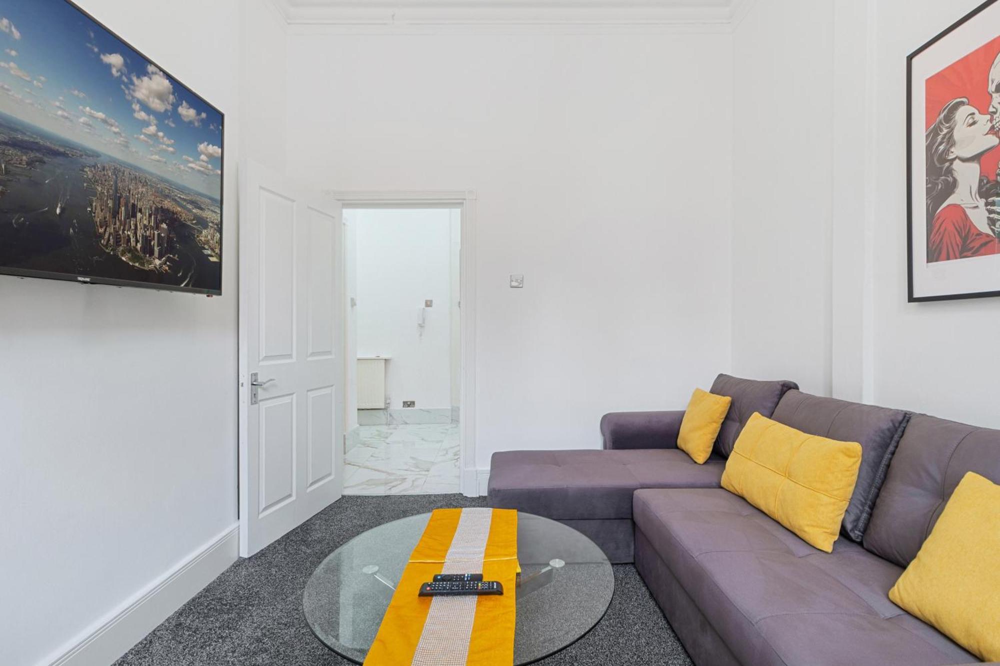 Apartment Oxford Street Chic Retreat - Unparalleled Elegance And Urban Comfort! Gc1