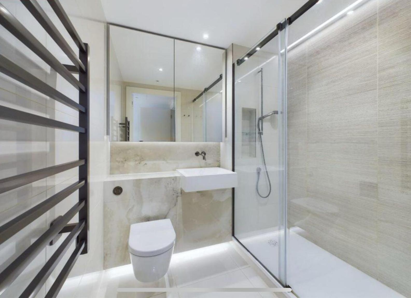 Luxury Modern 2bd 2ba White Living Apartment London
