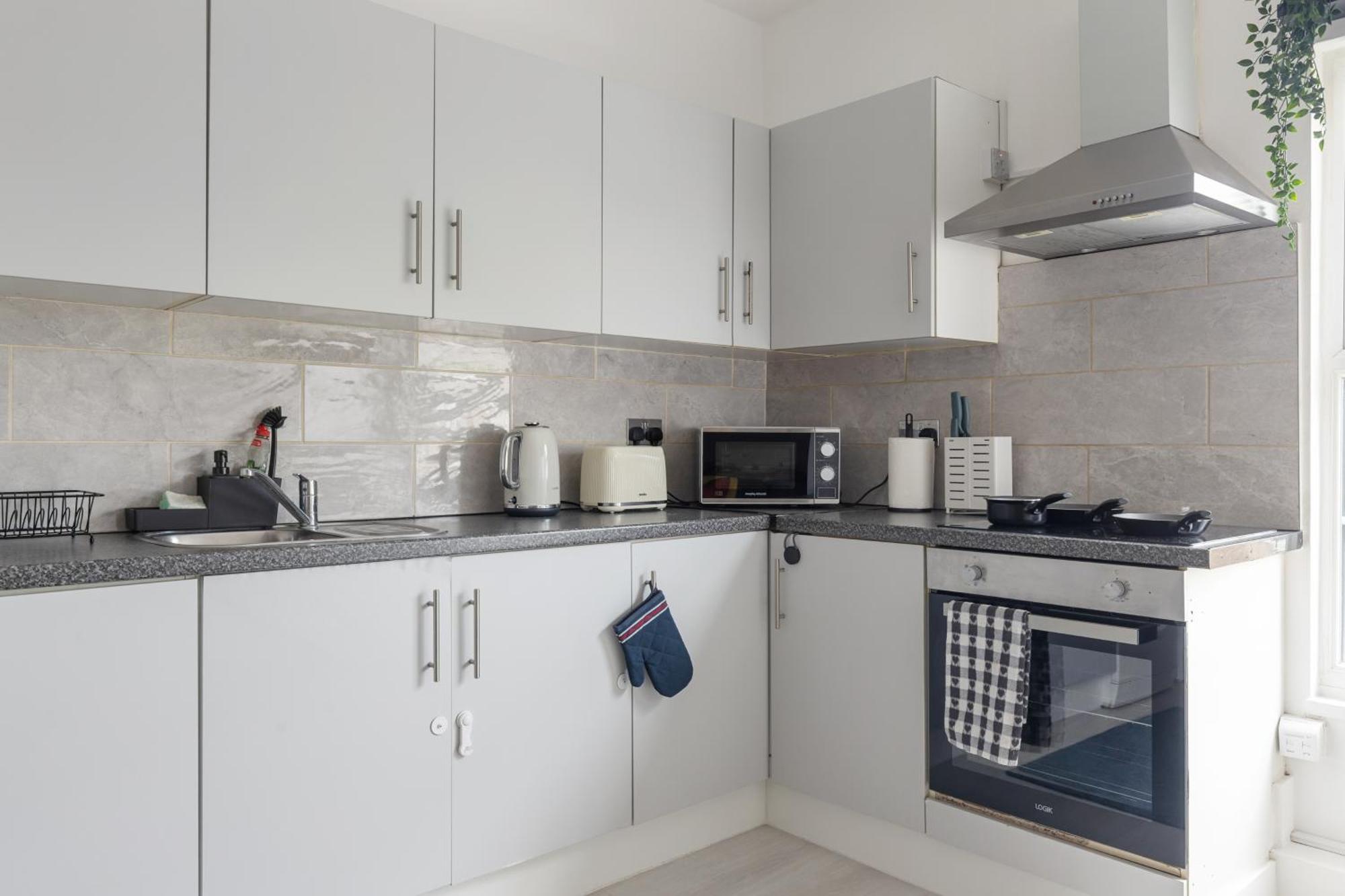 Abodess Near Wembley - 2bdr With Free Parking Apartment London