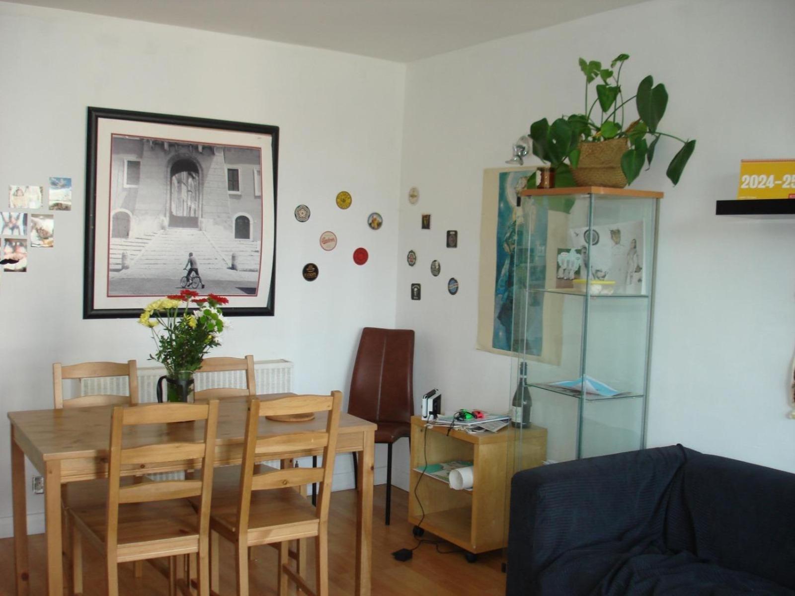 3 Double Bedrooms Apartment London