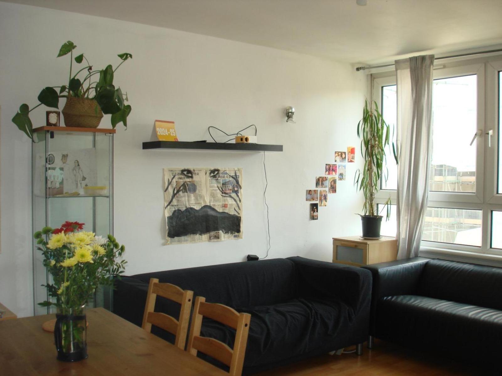 3 Double Bedrooms Apartment *