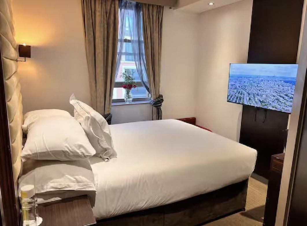 Boutique 202 London