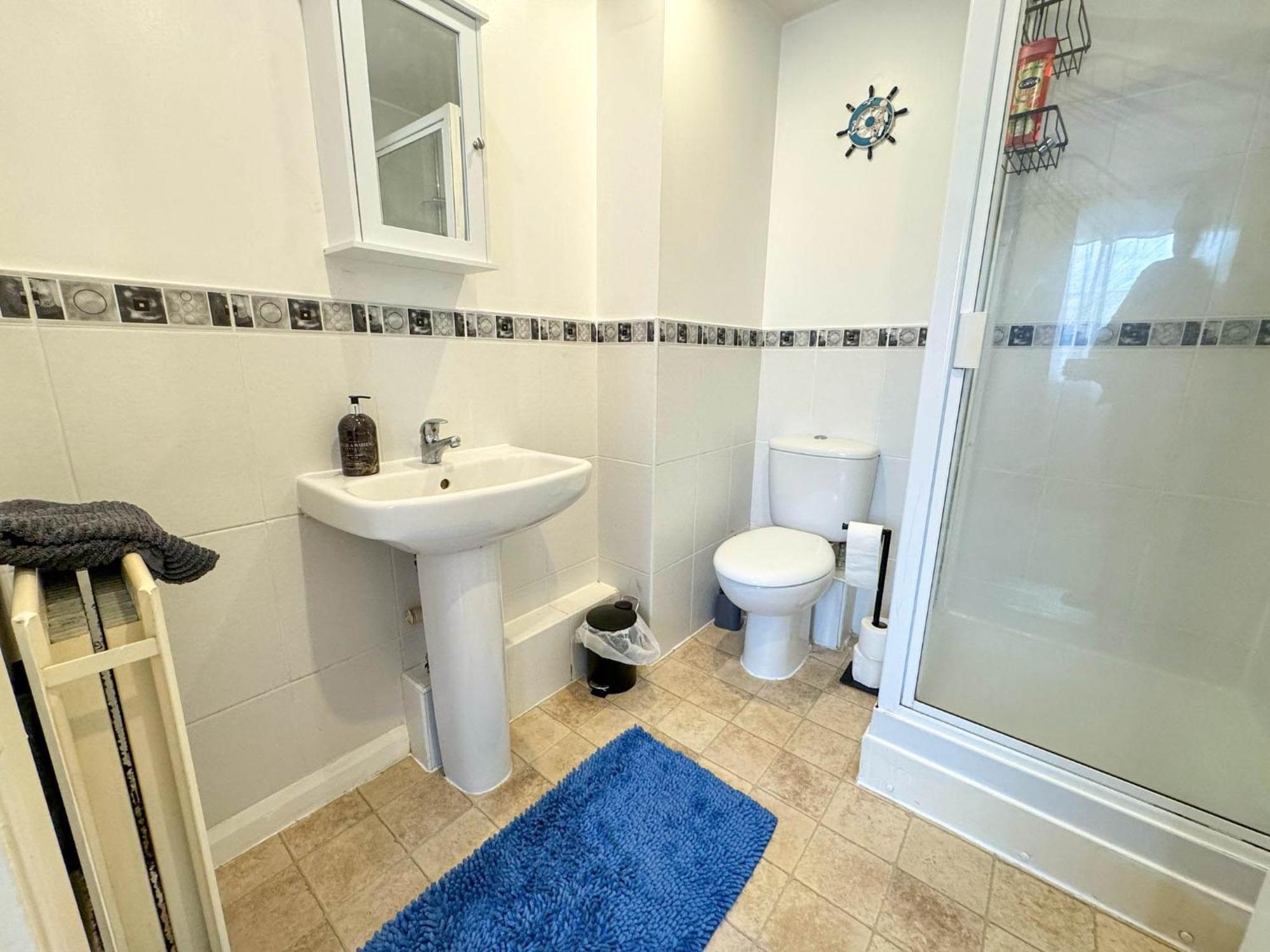 Apartment Beautiful Spacious 2 Bed Flat With 2 Parking Near Wembley Stadium *
