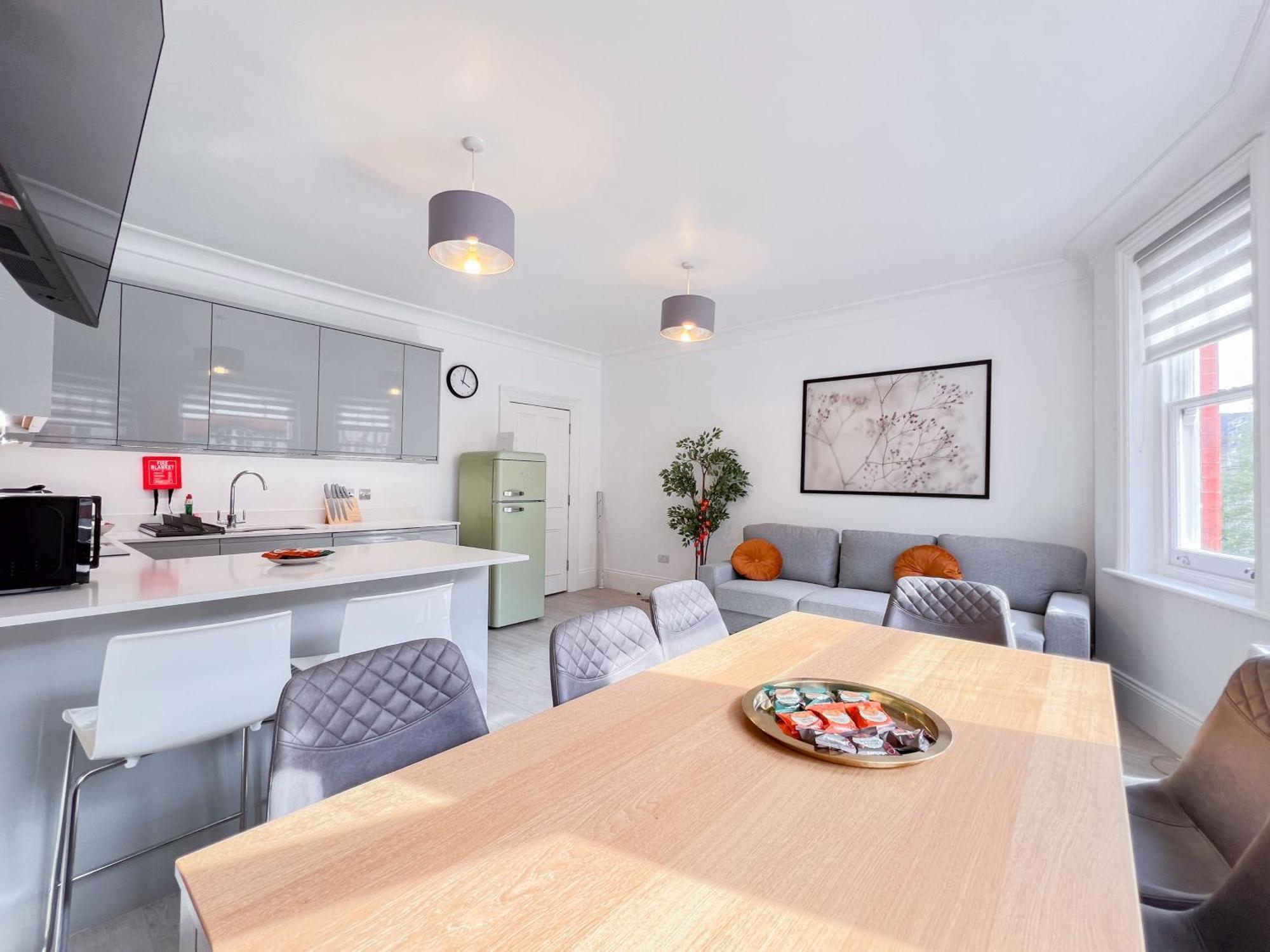 Apartment 3-bed In The Heart Of Fitzrovia London