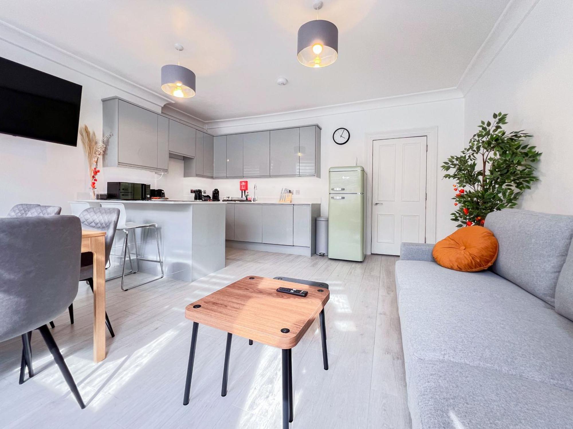 3-bed In The Heart Of Fitzrovia * London