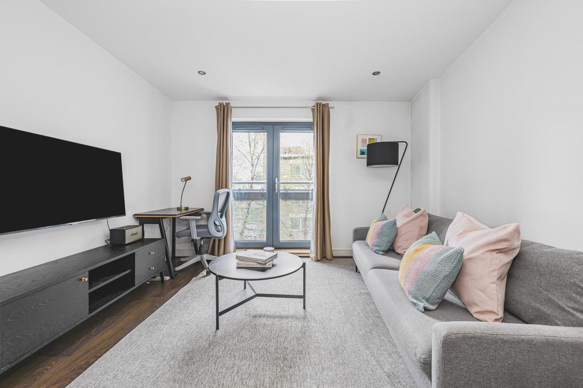 Apartment Jacobs Court By Artsy London