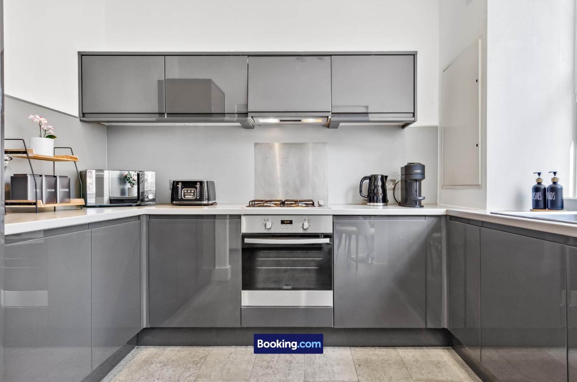 Apartment Farringdon Modern By Smart Short Lets & Serviced With Smart Tv & Free Wifi *