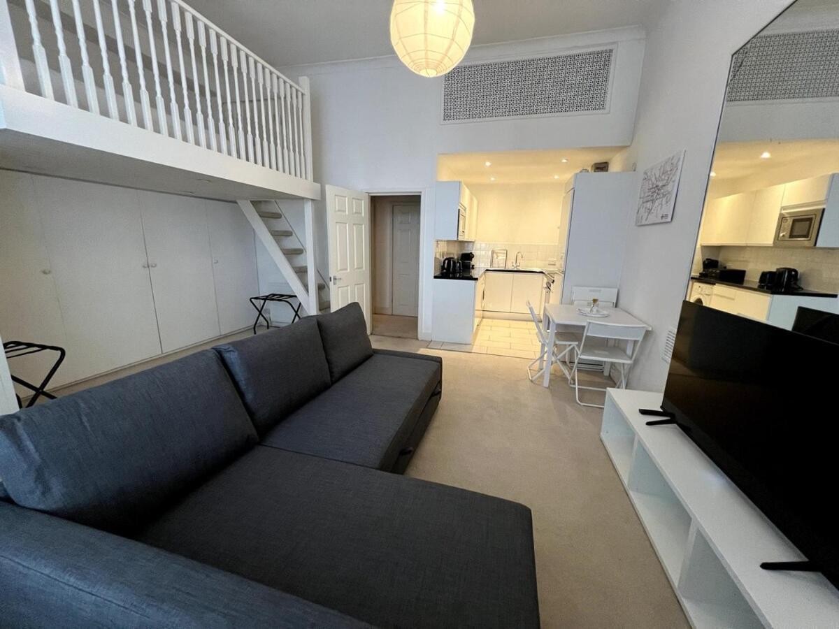Classic In Pimlico, Apartment