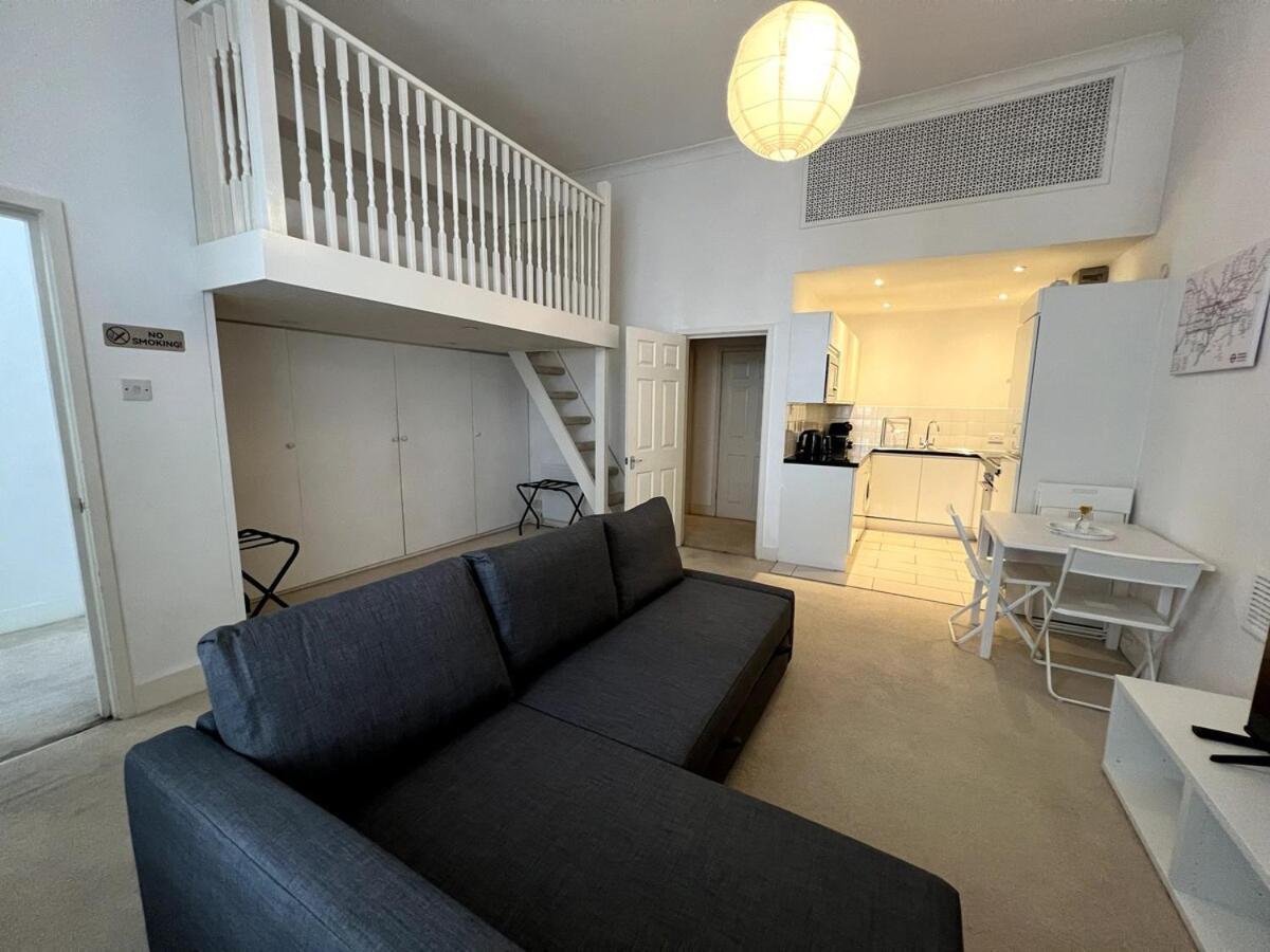 Classic In Pimlico,