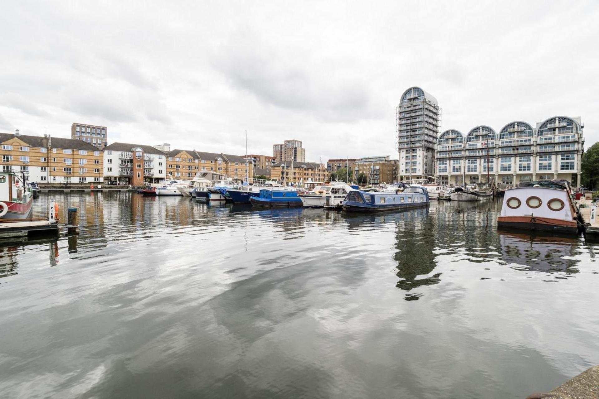 Apartment Modern 2 Bedroom In Canada Water - Stylish By The River Thames