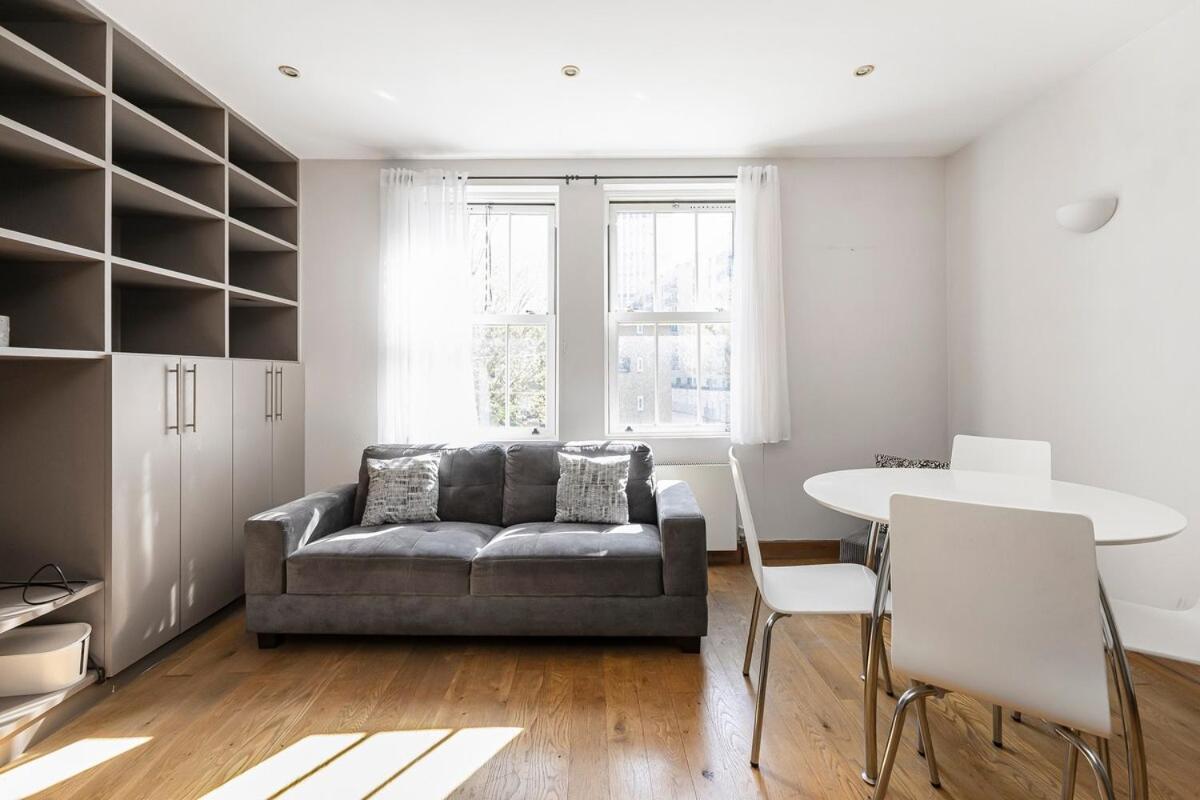 Chic Urban Escape Near Bridge * London