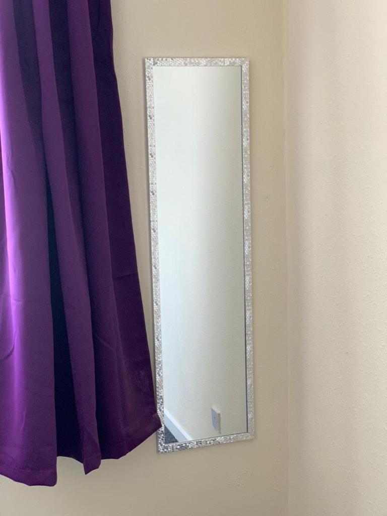 Spacious 4-bedroom House Near Station * London