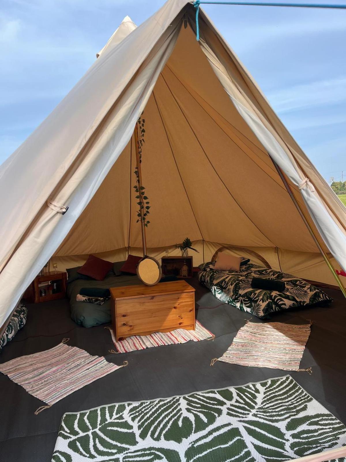 Luxury tent Readers Field Glamping